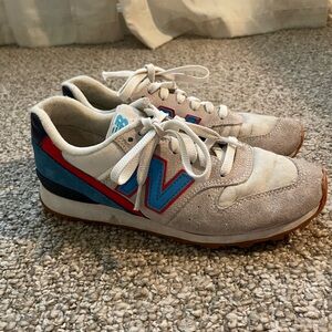 New Balance WL696